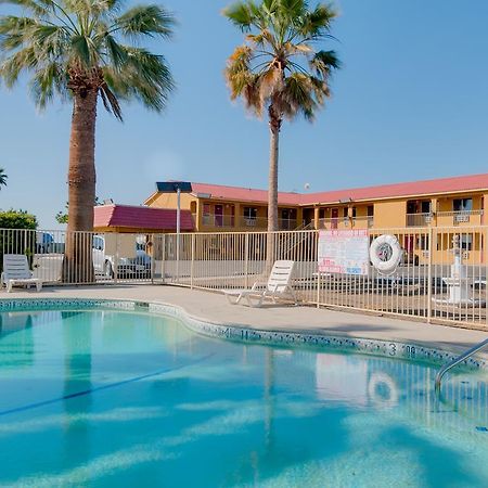 Vagabond Inn Buttonwillow I-5 Exit 253 Бейкерсфилд Экстерьер фото