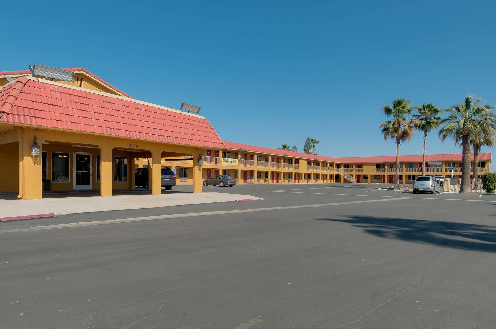 Vagabond Inn Buttonwillow I-5 Exit 253 Бейкерсфилд Экстерьер фото